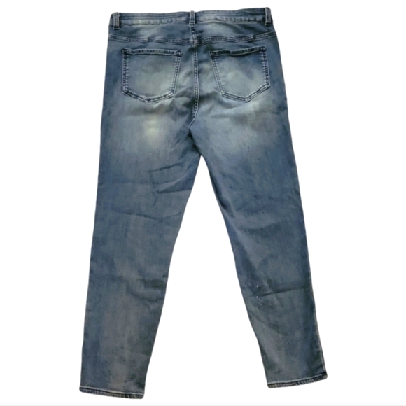 Universal Standard Seine High Rise Skinny Jeans - Picture 3 of 7